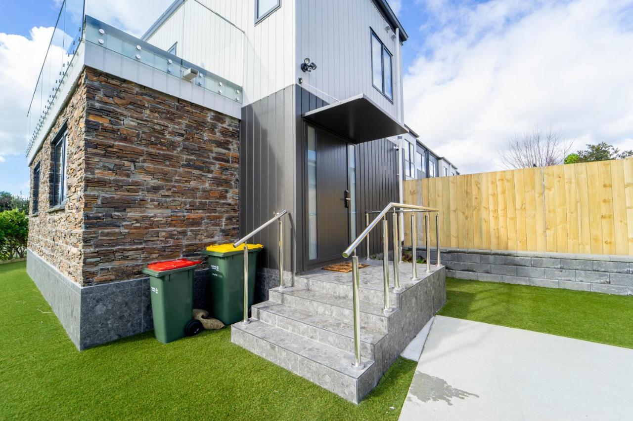 Villa Sunnyhills Viewside Town House Auckland Esterno foto